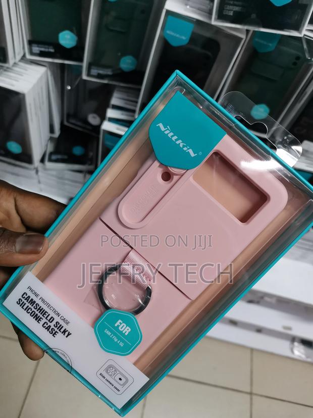 Camshield Silky Silicone Case for Samsung Z Flip 4 - thumbnail 3