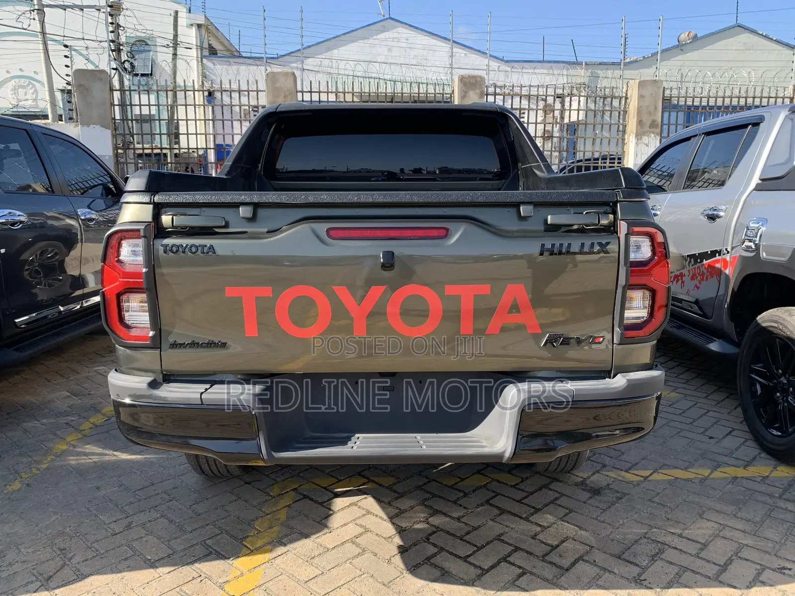 Toyota Hilux 2017 Green