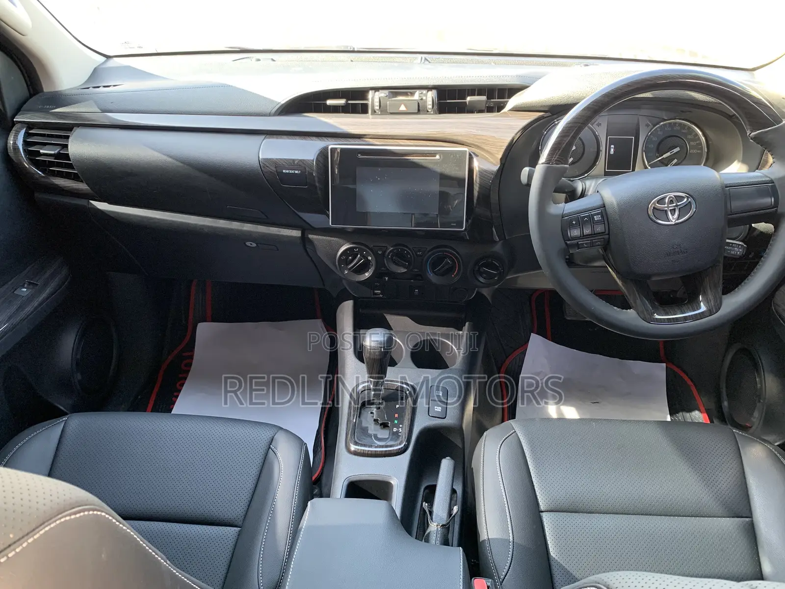 Toyota Hilux 2017 Green