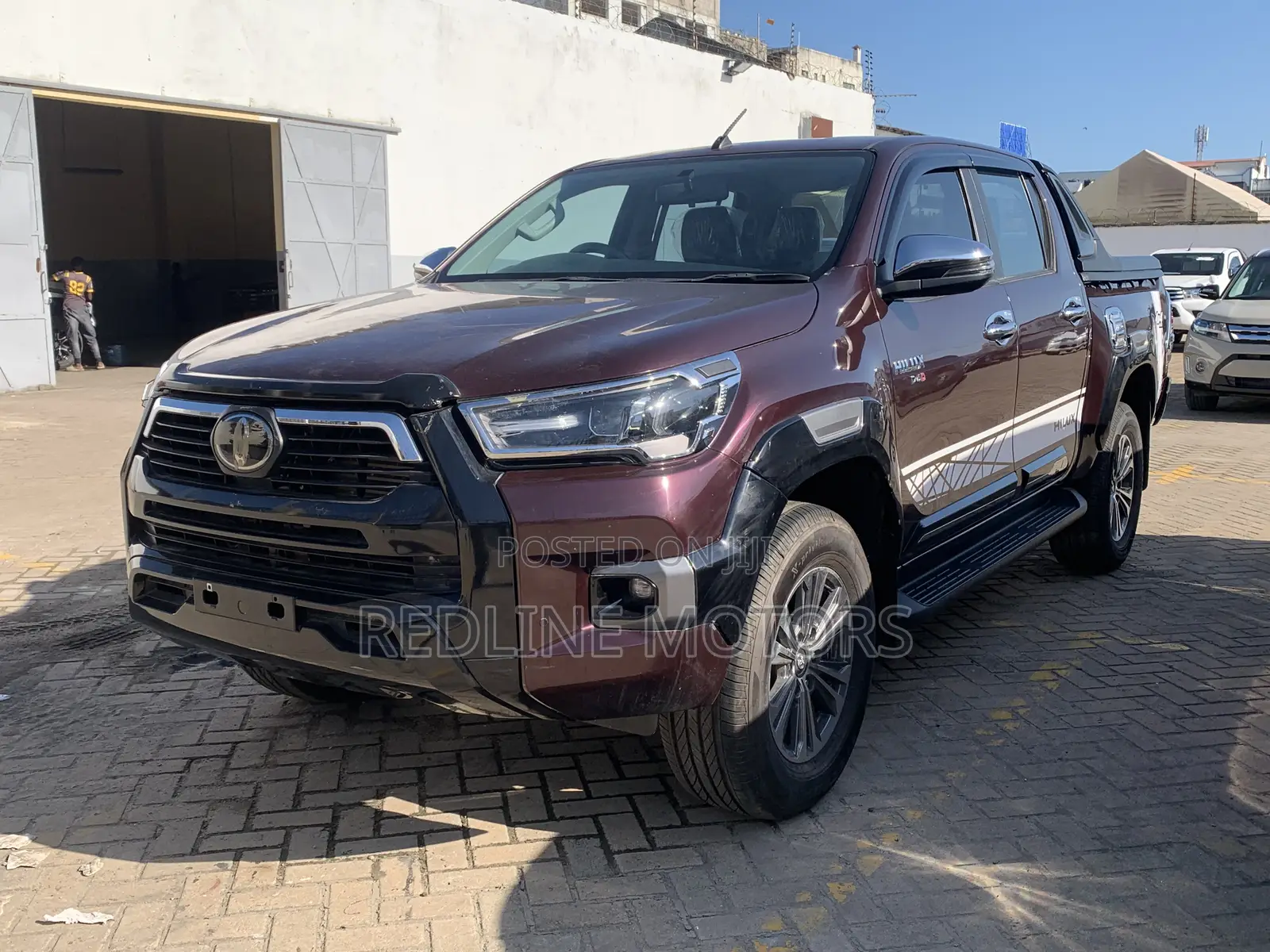 Toyota Hilux 2017 Burgundy