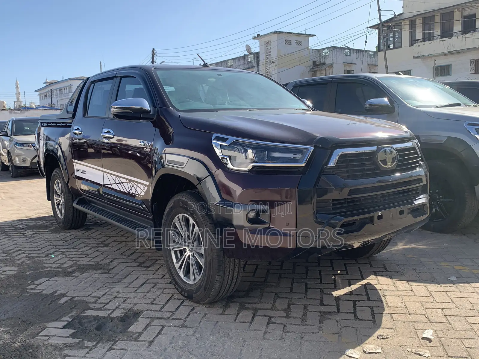 Toyota Hilux 2017 Burgundy