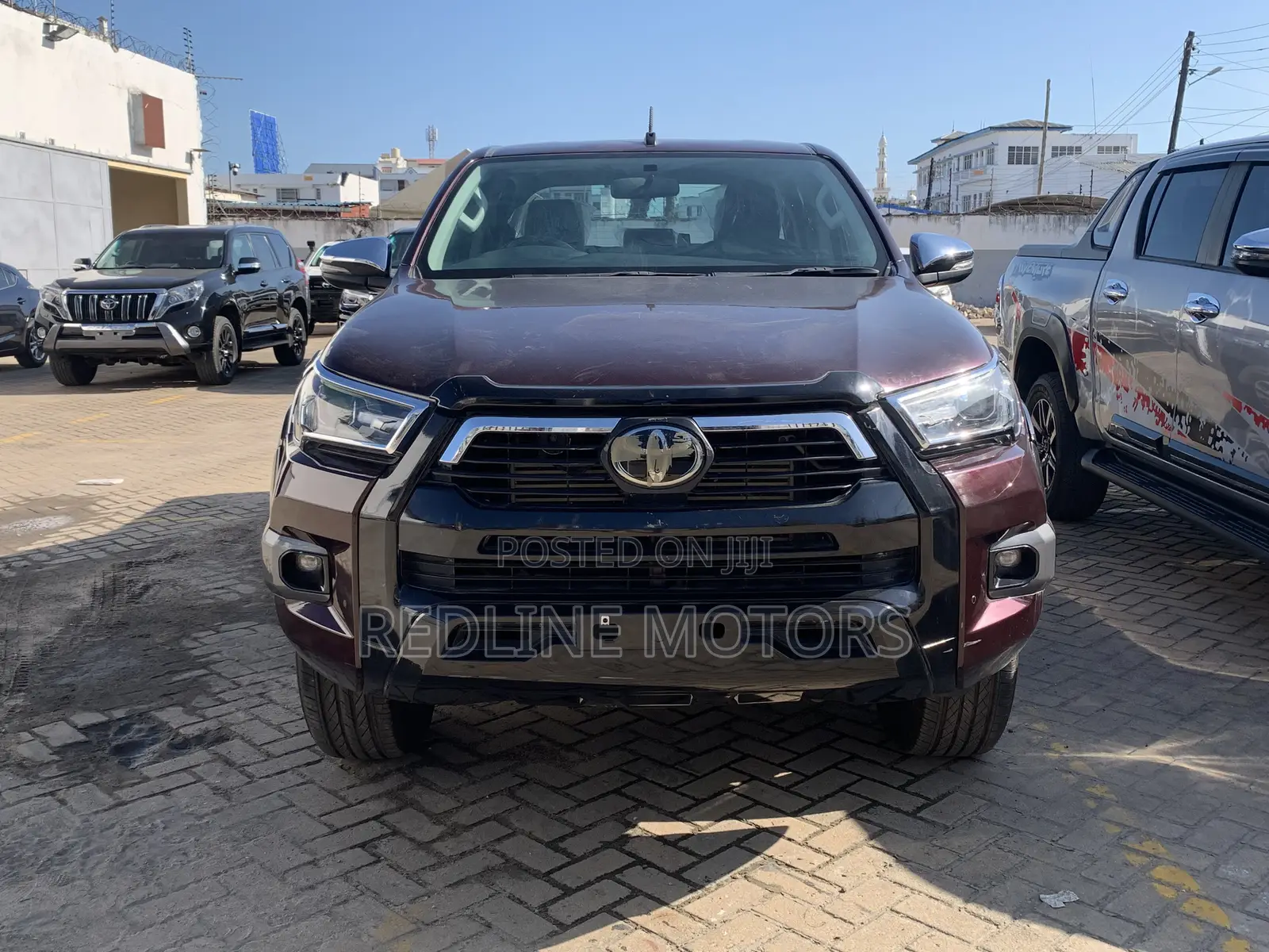 Toyota Hilux 2017 Burgundy