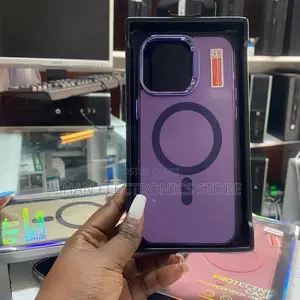 Women/Men Apple iPhone 15 Pro Max Back Cover