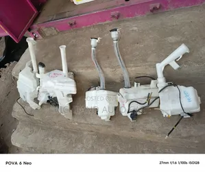 Washer Bottle Nissan X-Trail