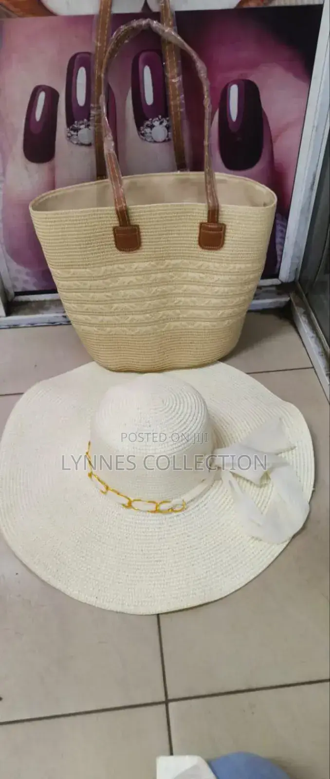 Kiondo Set Comes With a Matching Hat
