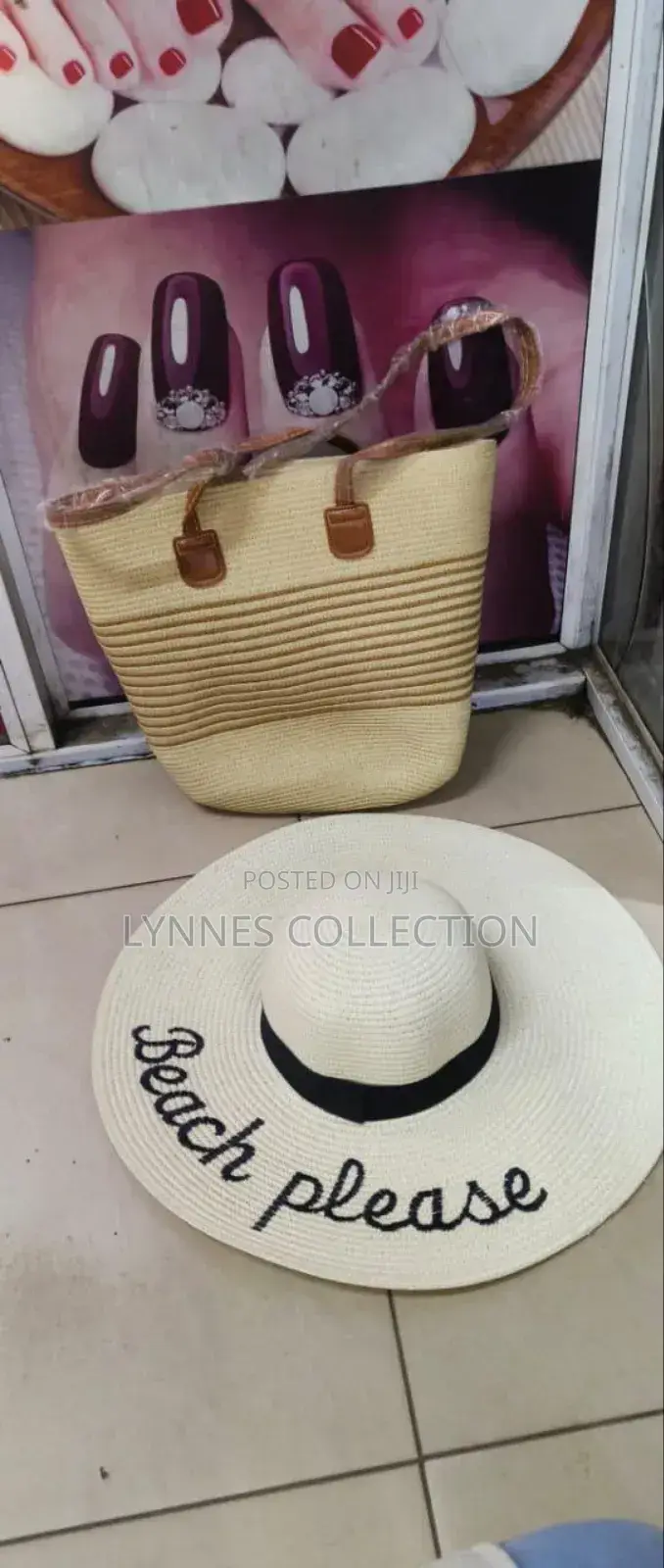 Kiondo Set Comes With a Matching Hat