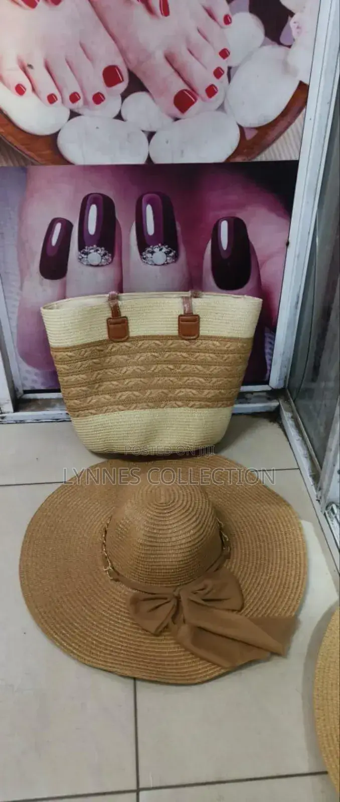 Kiondo Set Comes With a Matching Hat