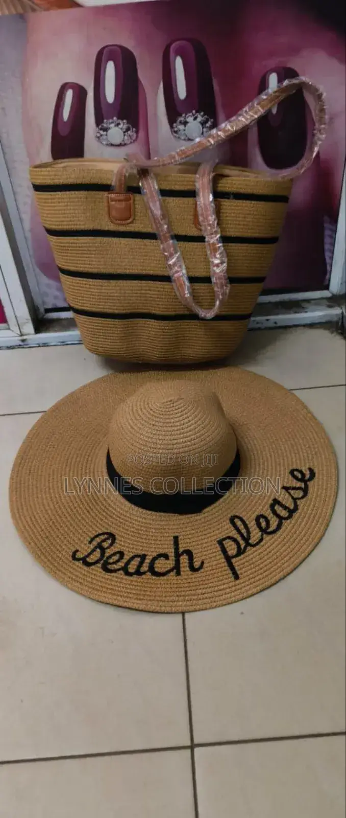 Kiondo Set Comes With a Matching Hat
