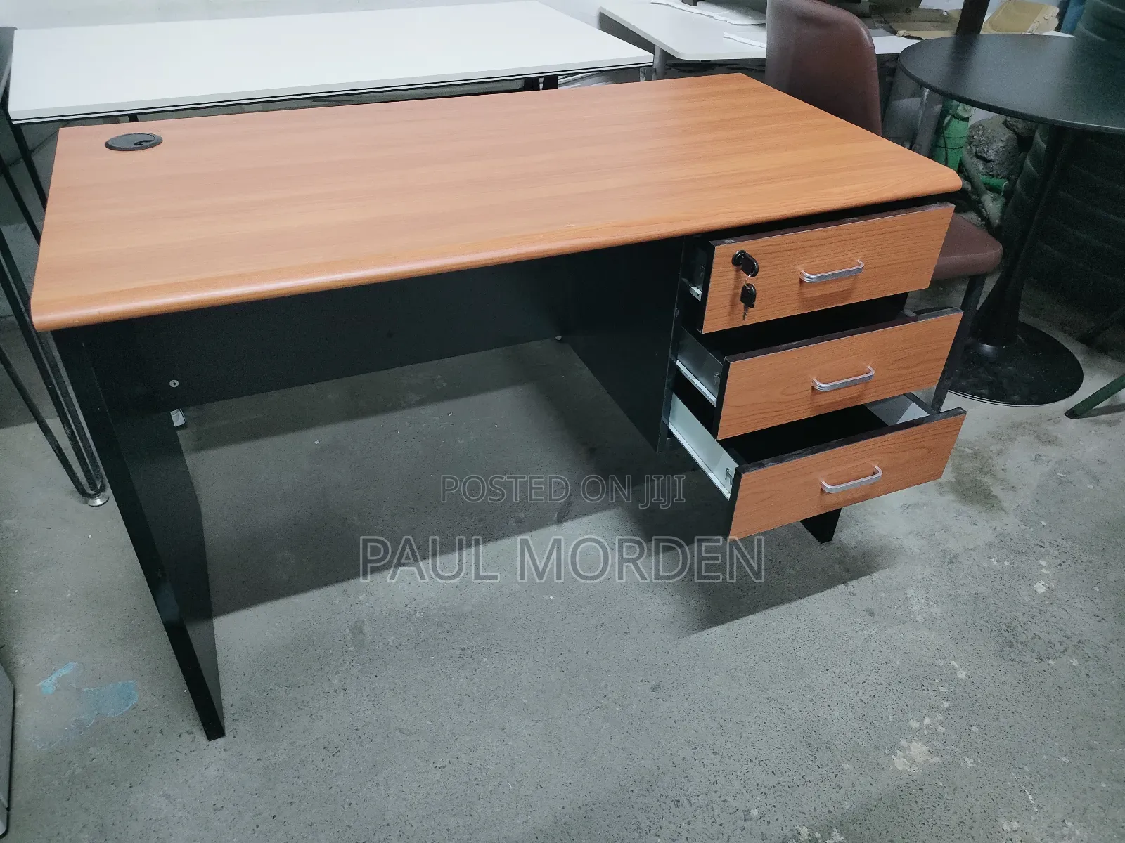 Imported Office Desk Office Table