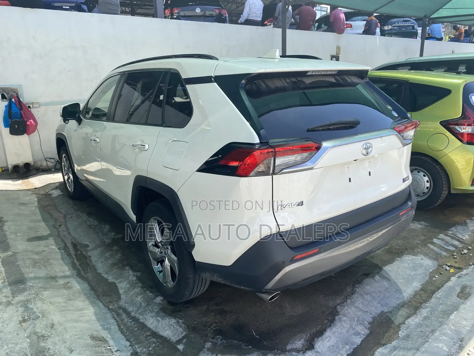 Toyota RAV4 2019 Pearl