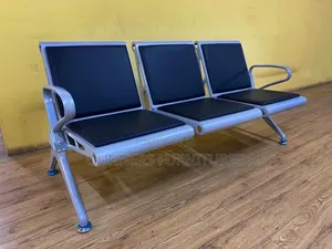 Heavy-Duty Padded Link Chair