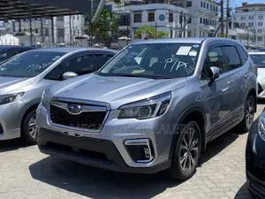 Subaru Forester 2018 Silver