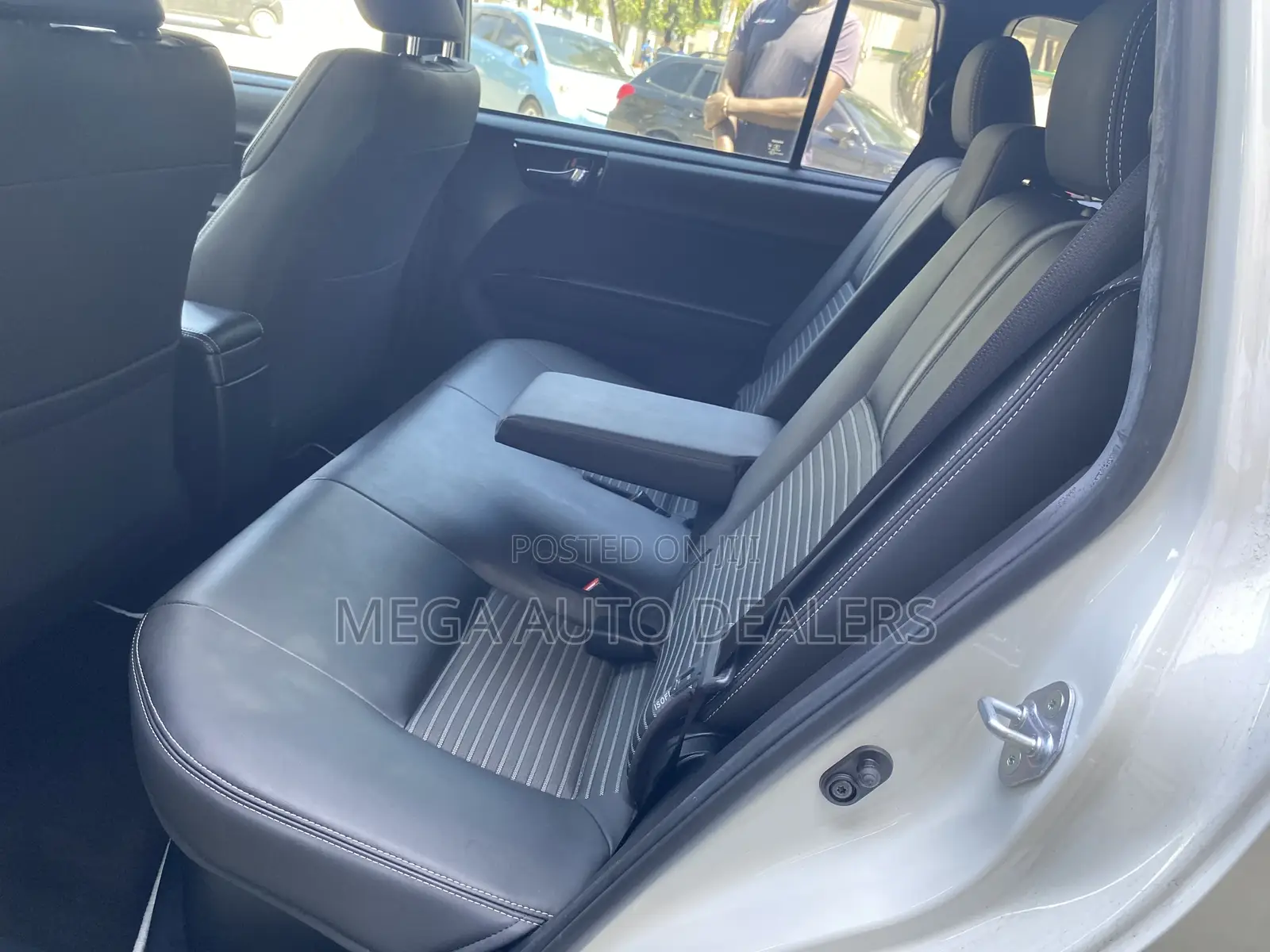 Toyota Corolla Fielder 2018 Pearl