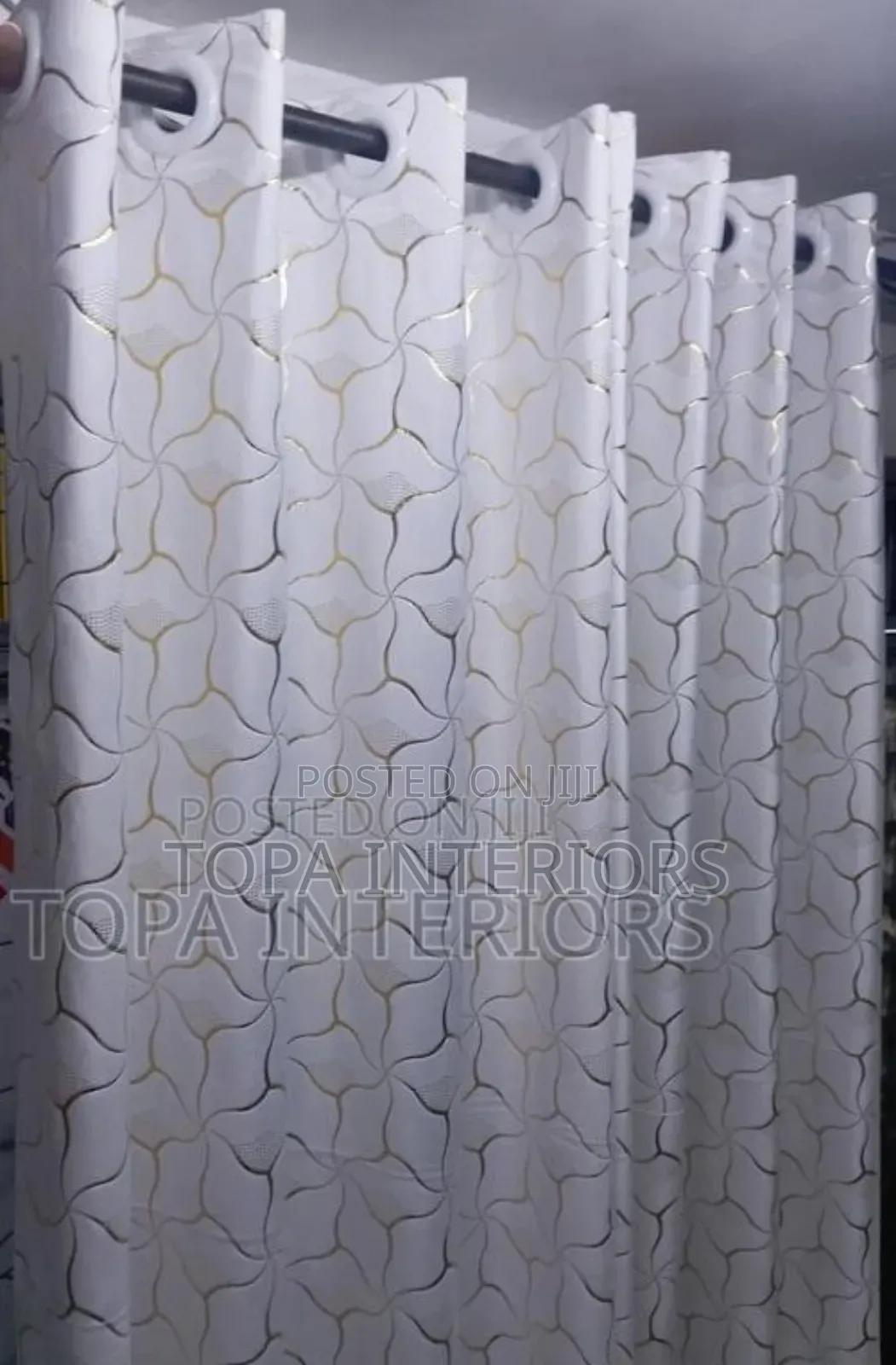 White And Gold Quality Velvet Window Curtains With Rings