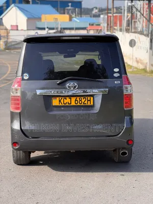 Toyota Voxy 2011 Grey