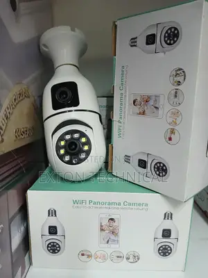 PTZ Dual Lens Indoor Bulb Camera 360 Rotatable