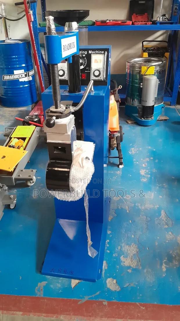 Truck Tyre Vulcanizing Machine - thumbnail 2