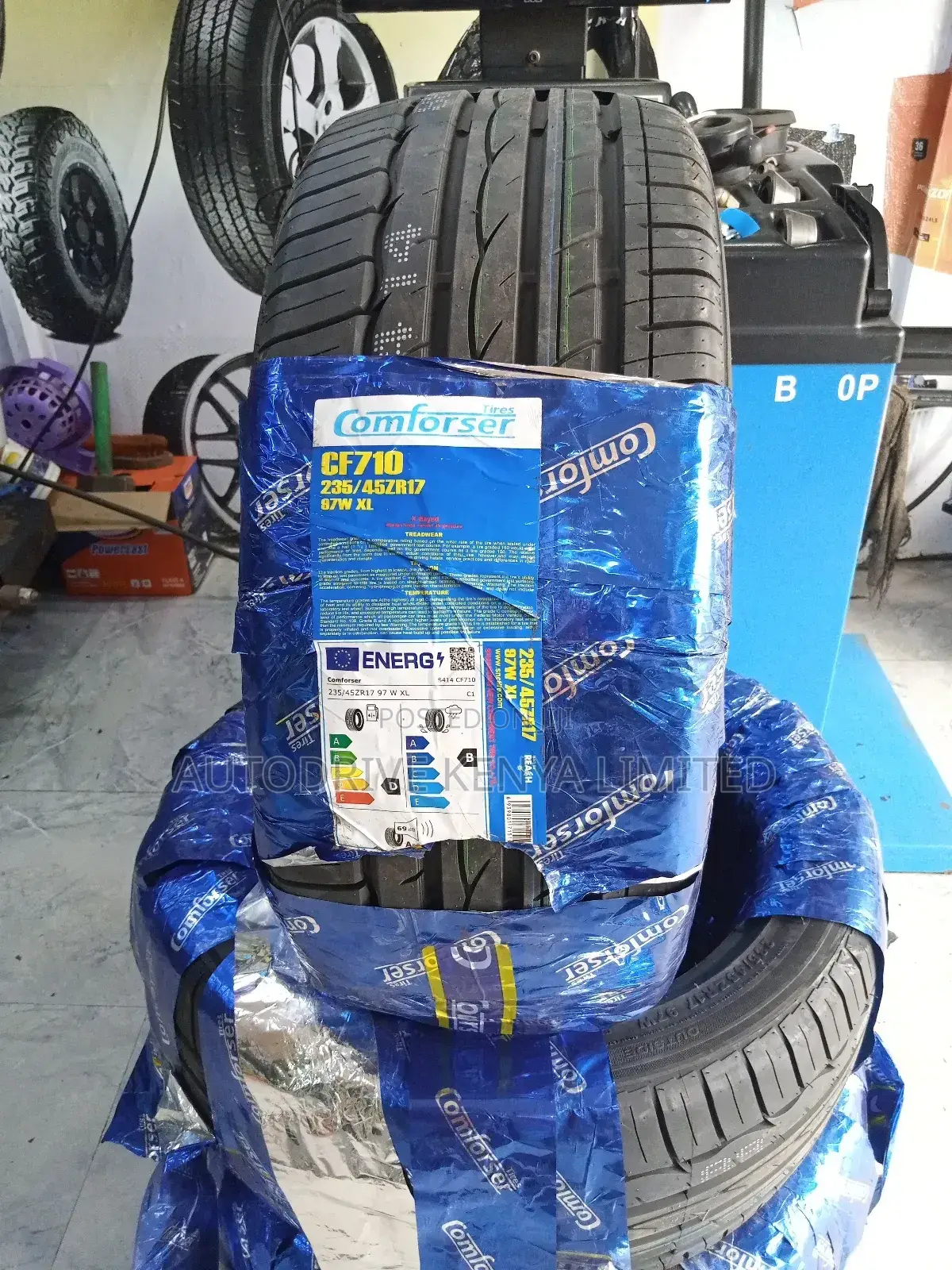235/45r17 Comforser Tires