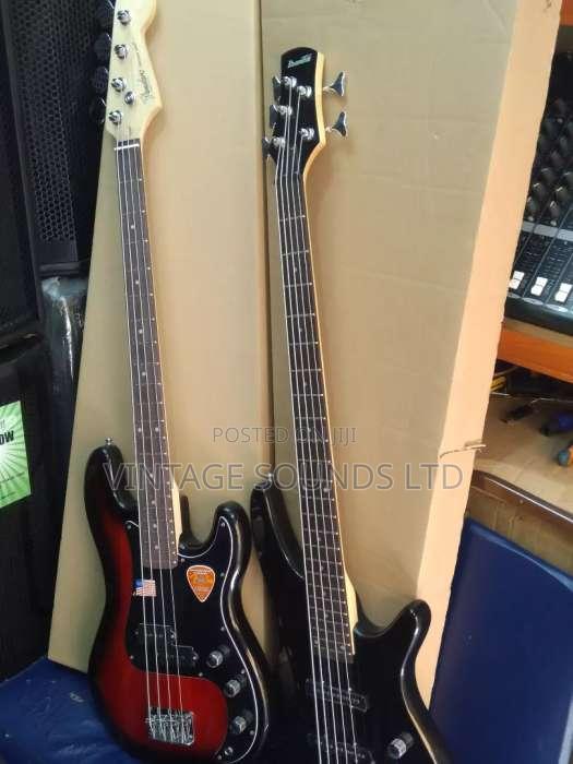 Bass Guitar Fender USA 4 String