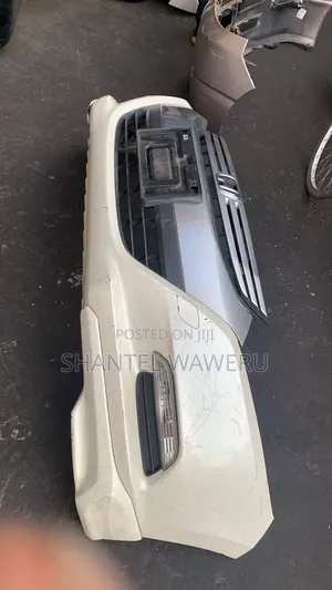 Honda Insight Front Bumper