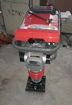Gasoline Tamping Rammer Compactor (6.5hp)