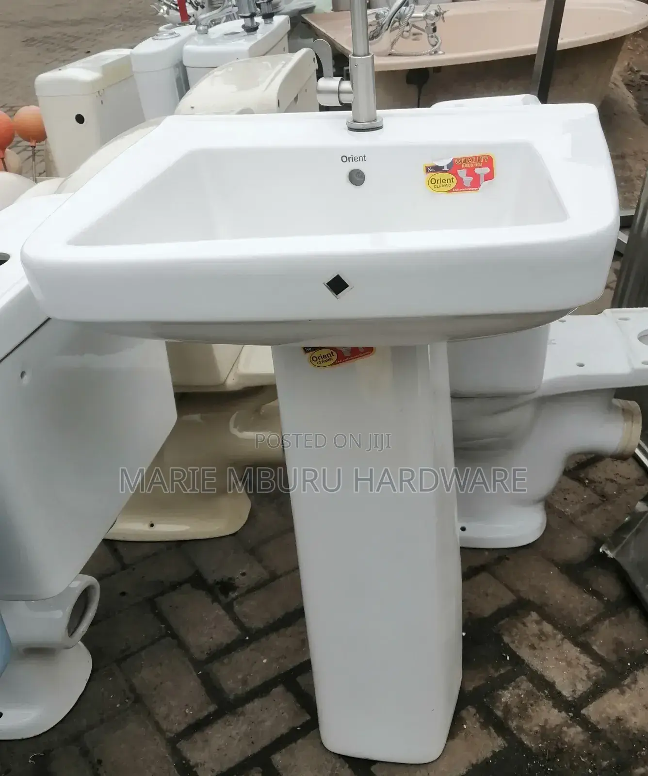 Sink Square in Shape