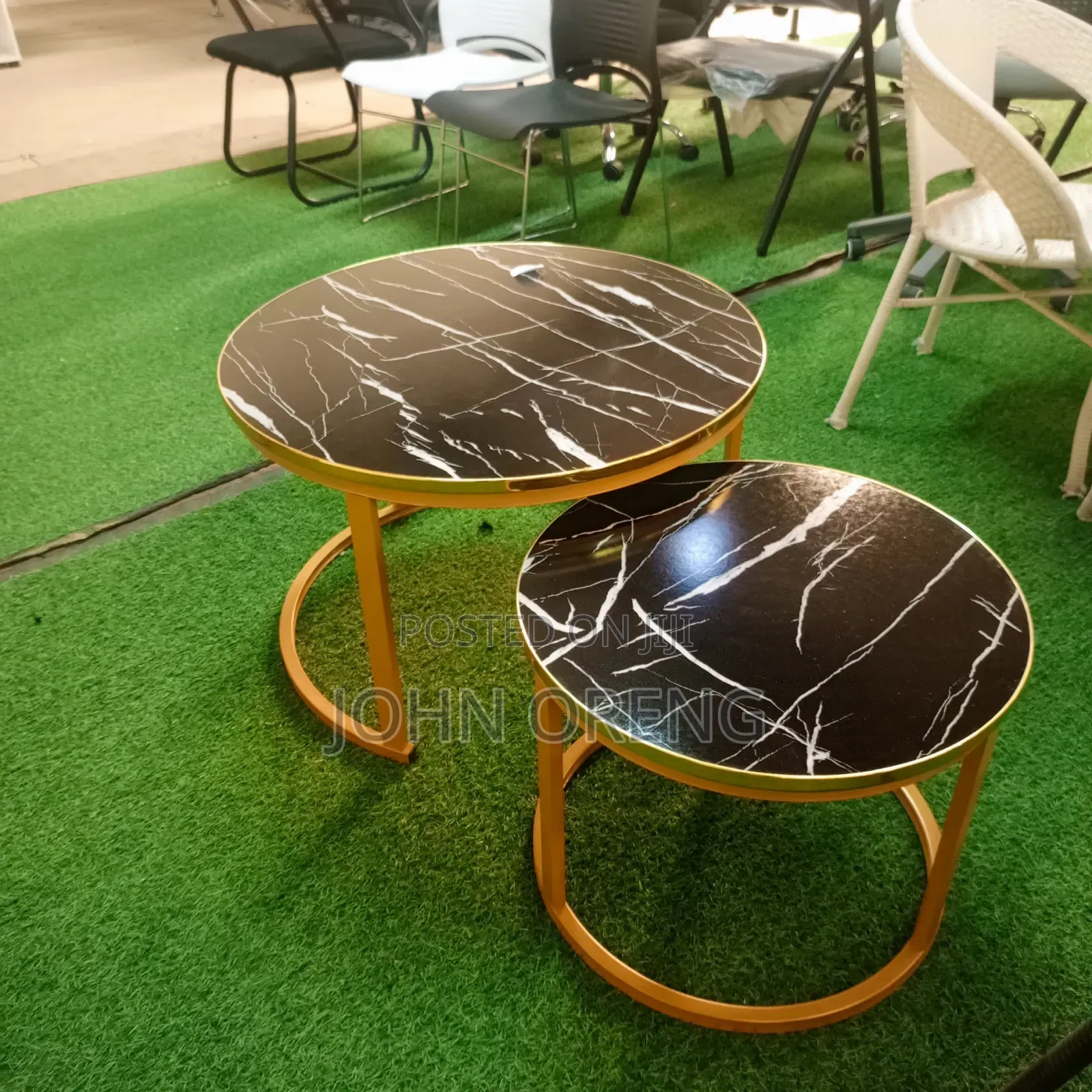 Marble Round Tables