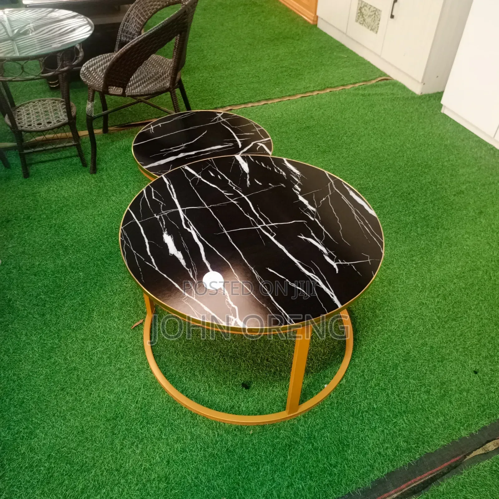 Marble Round Tables