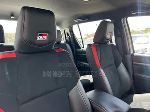 New Toyota Hilux 2024 White