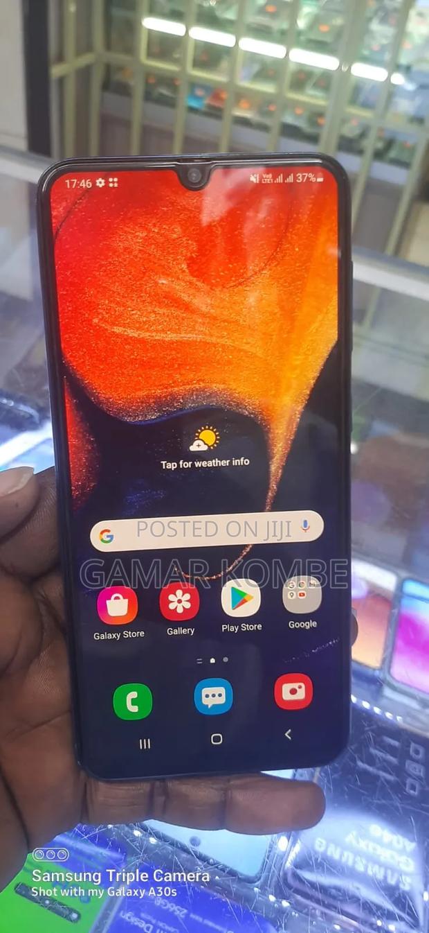 Samsung Galaxy A50 128 GB Blue - main view