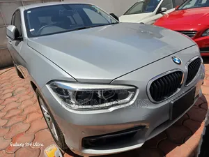 BMW 118i 2018 Silver