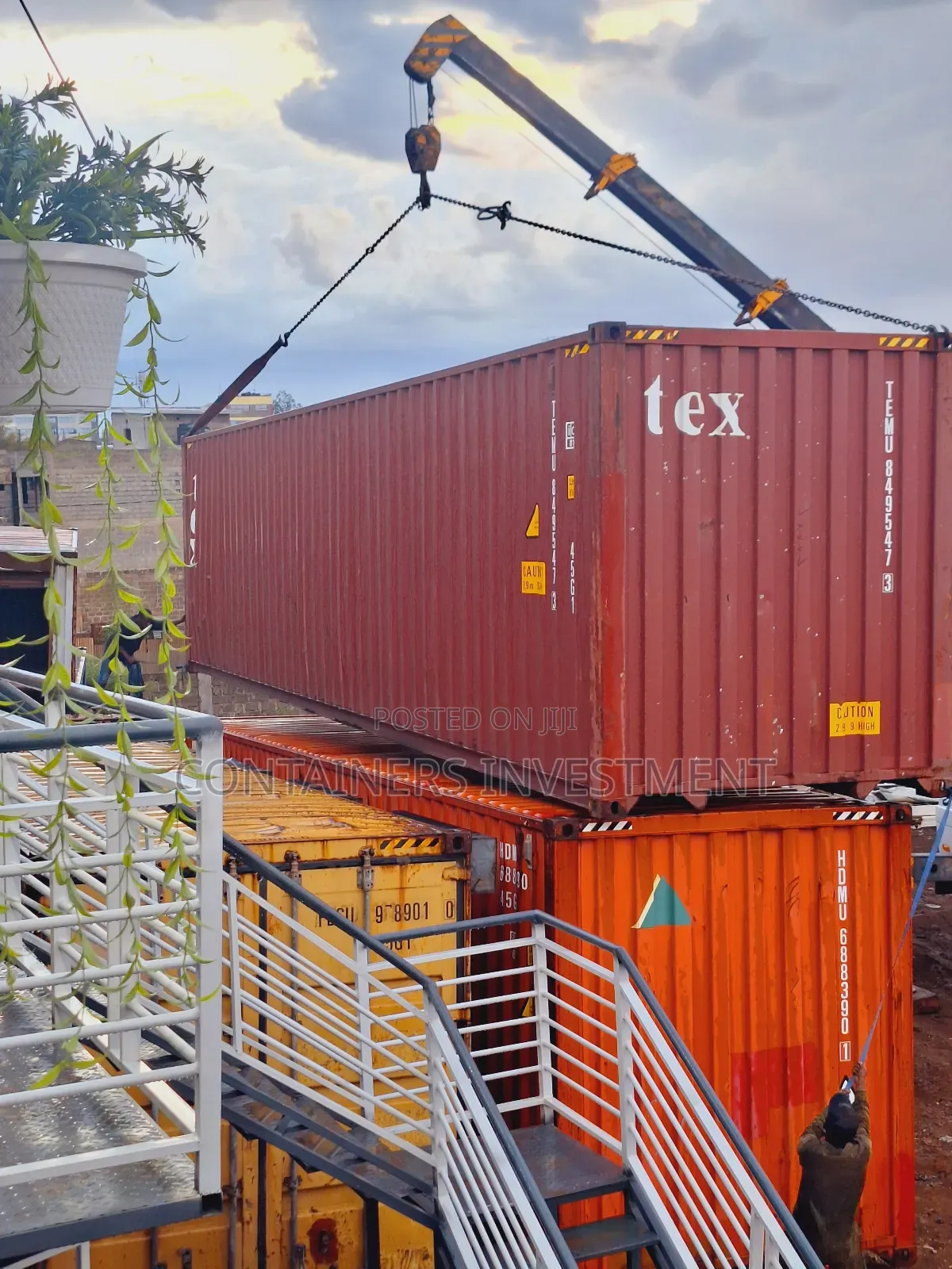 40ft Shipping Containers- Perfect for Construction Sites