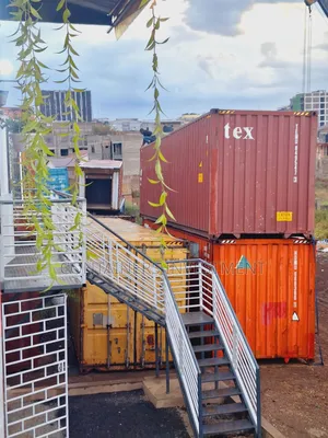 40ft Shipping Containers- Perfect for Construction Sites