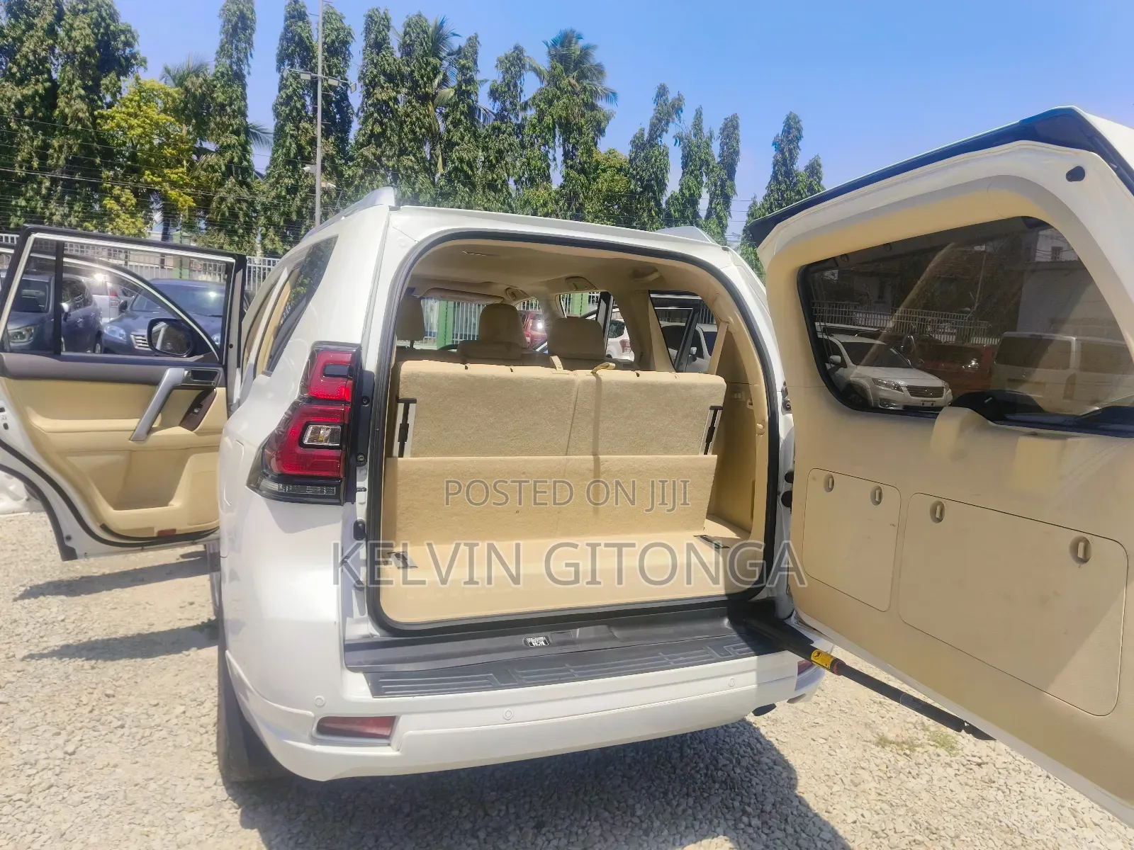 Toyota Land Cruiser Prado 2018 White