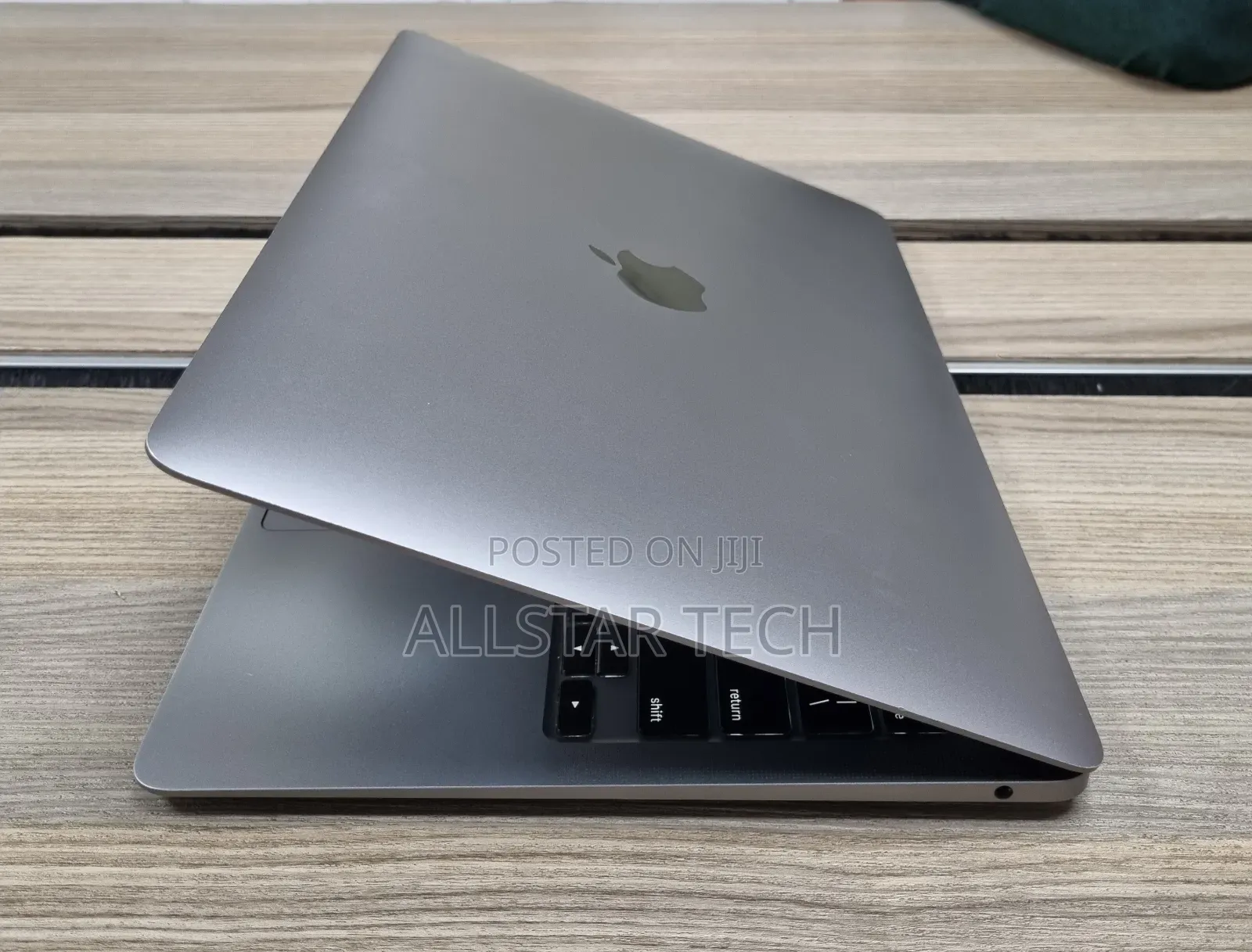 Laptop Apple MacBook Air 2020 8GB Intel Core I5 SSD 256GB