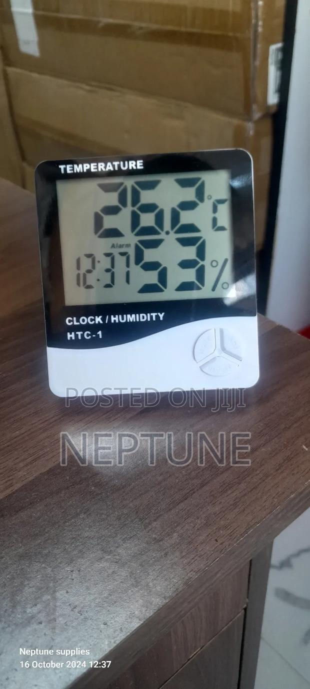 Humidity Temperature Clock - main view