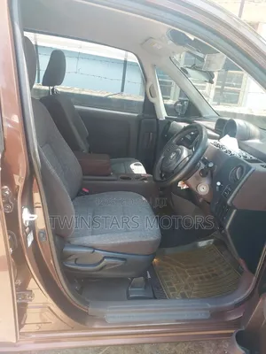 Toyota Porte 1.5 AWD 2015 Brown