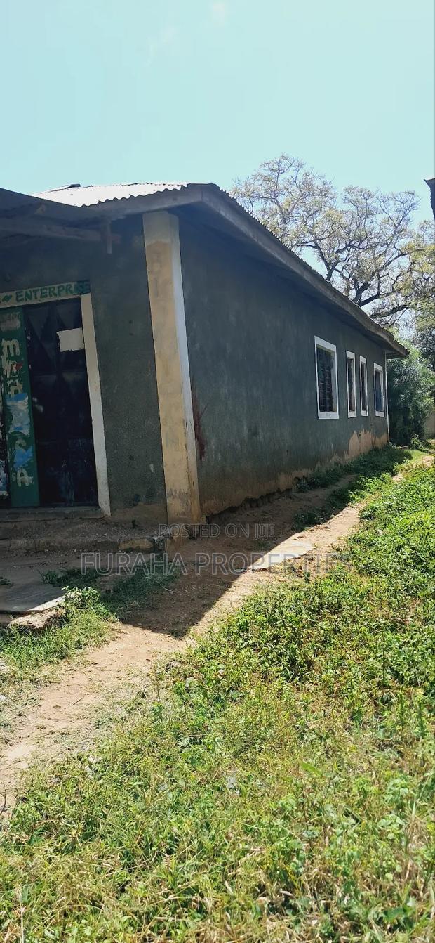 12bdrm Bungalow in Bombolulu for sale - thumbnail 3