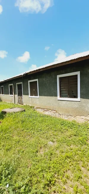 12bdrm Bungalow in Bombolulu for sale