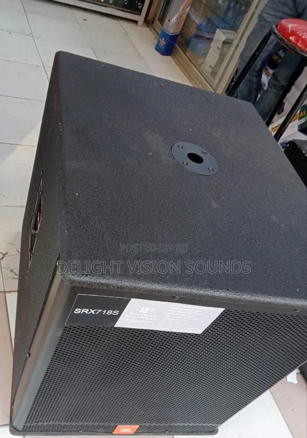 JBL Srx718s Speaker - main view
