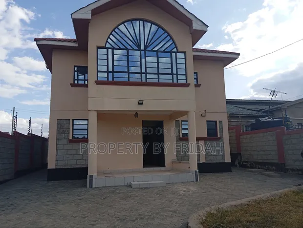 4bdrm Maisonette in Kitengela for sale