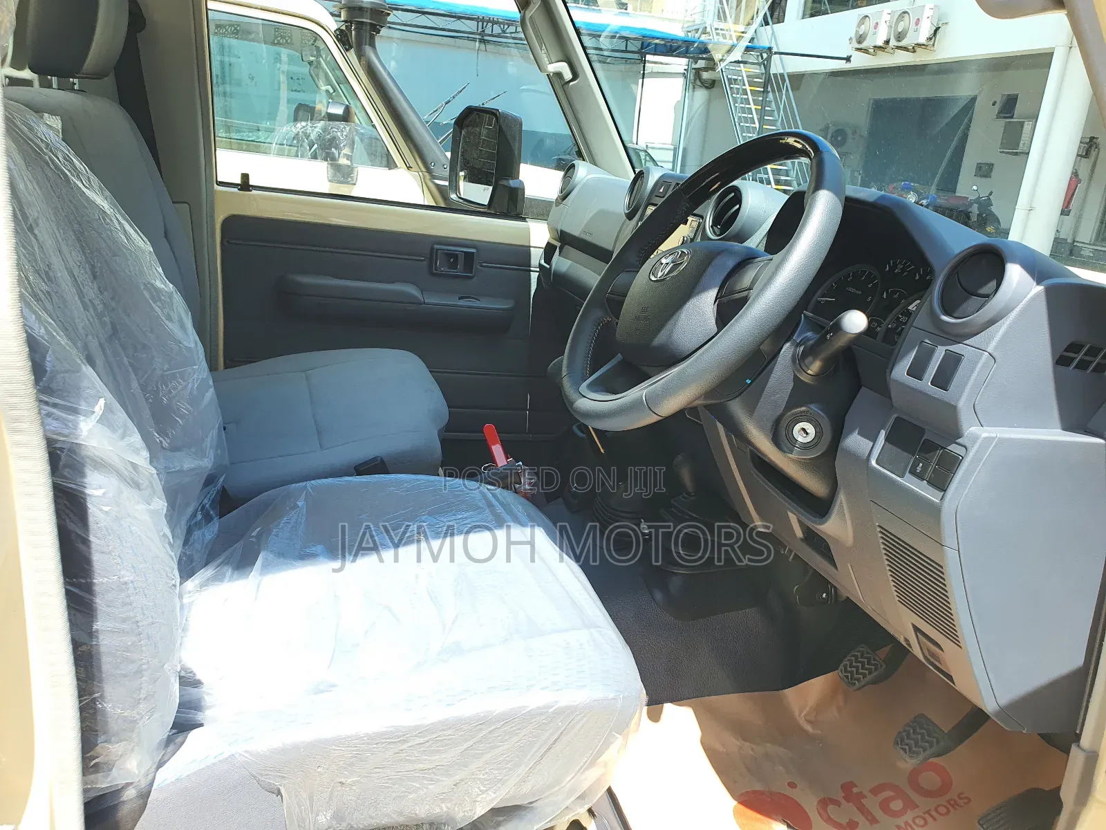 Toyota Land Cruiser 2018 Silver