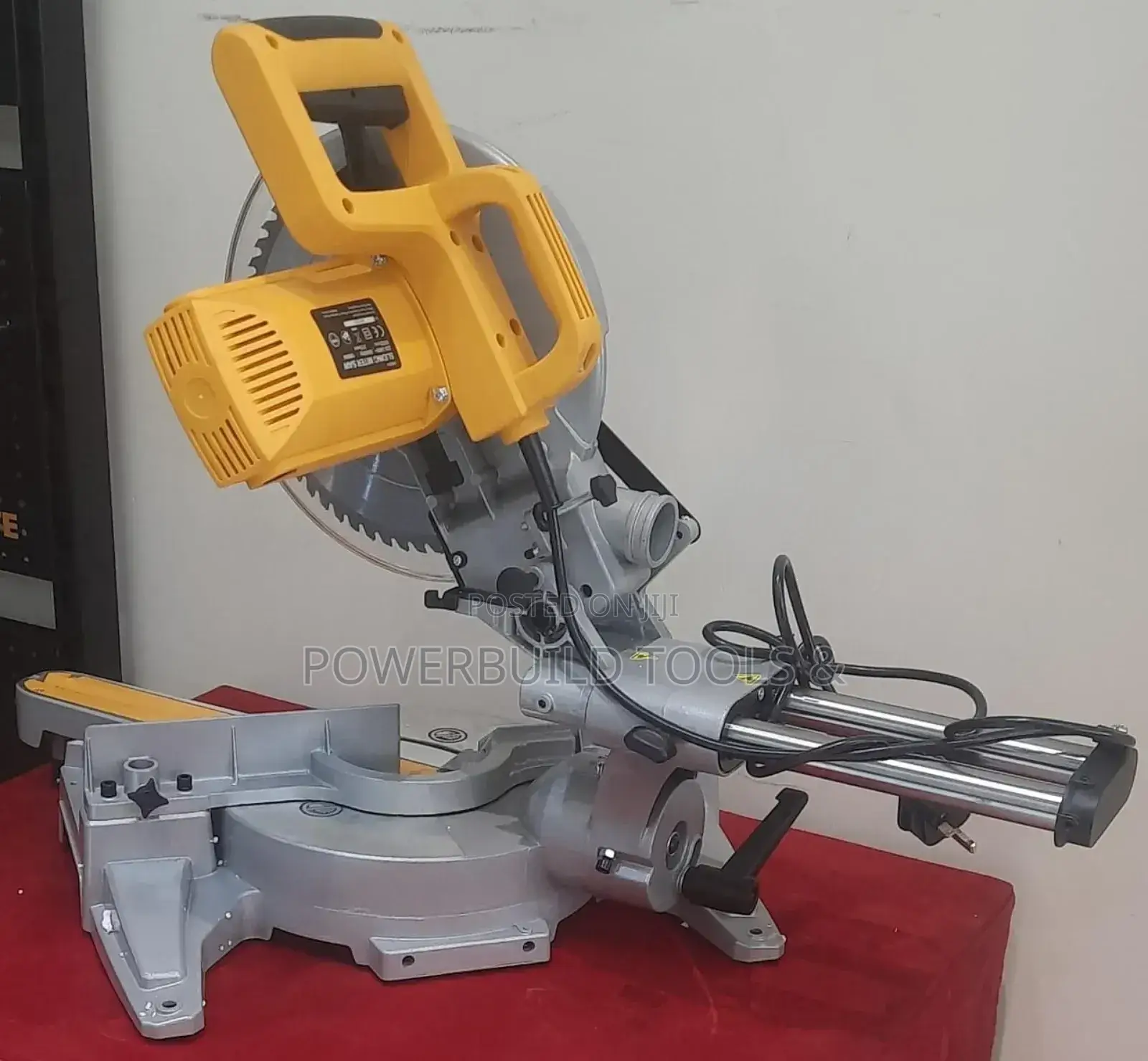 Heavy-Duty Sliding Mitre Saw