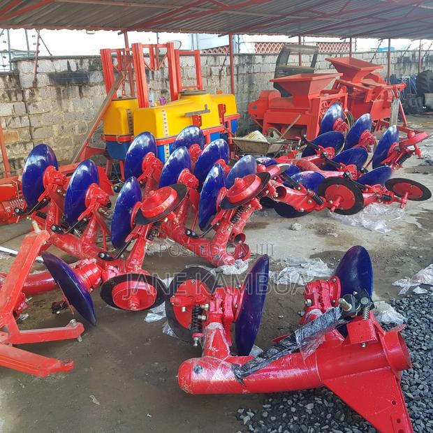 Brand New Mf 3disc Ploughs