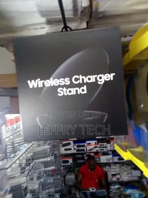 Fast Charge Wireless Charging Pad + Stand - Supports Wireless Charging