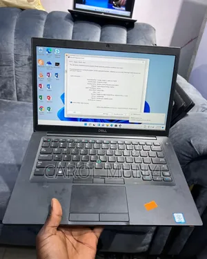 New Laptop Dell Latitude 7390 8GB Intel Core I5 SSD 256GB
