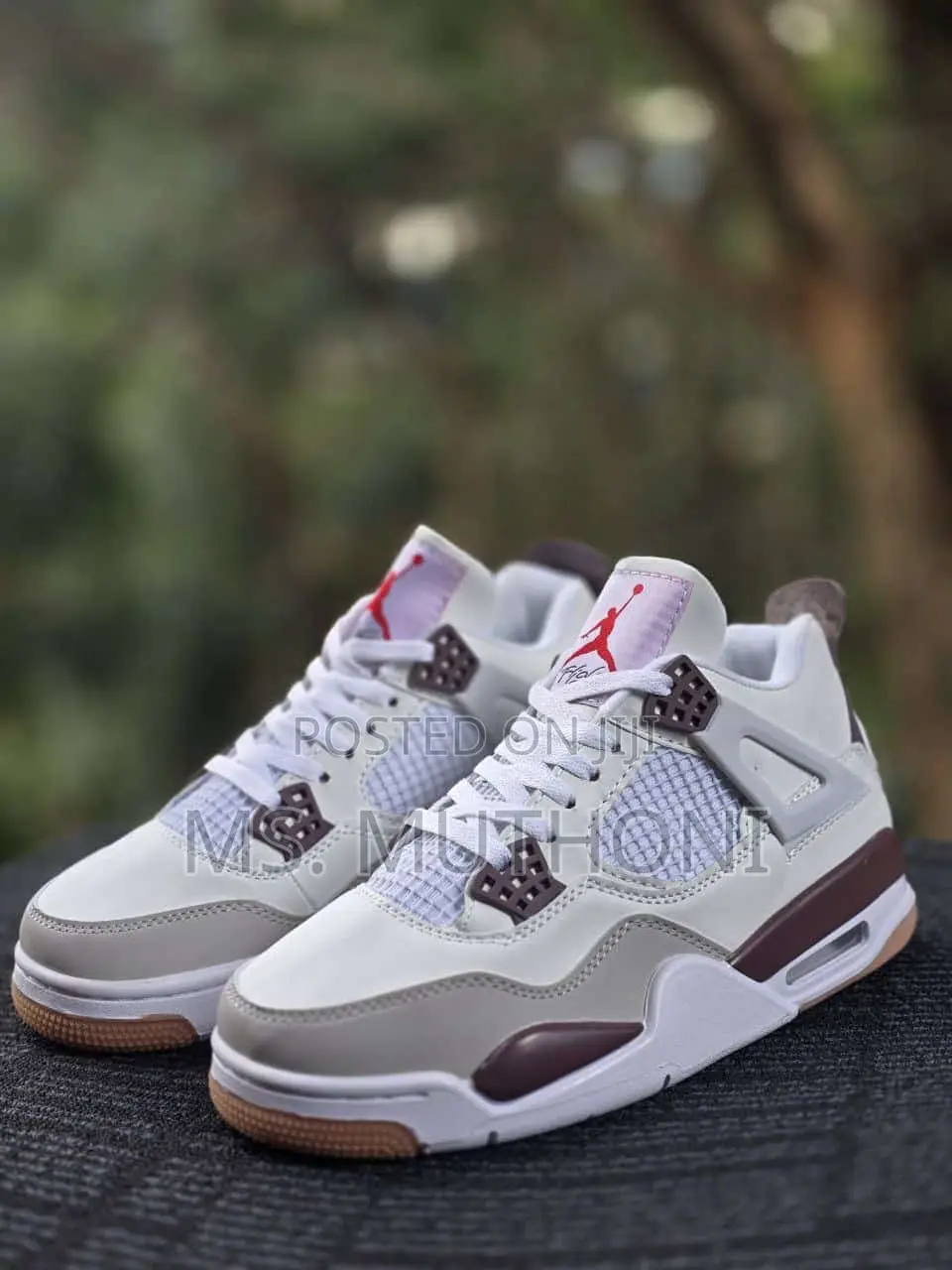 *Nike Sb Jordan 4 Retro* *Sizes: 40 41 42 43 44 45*