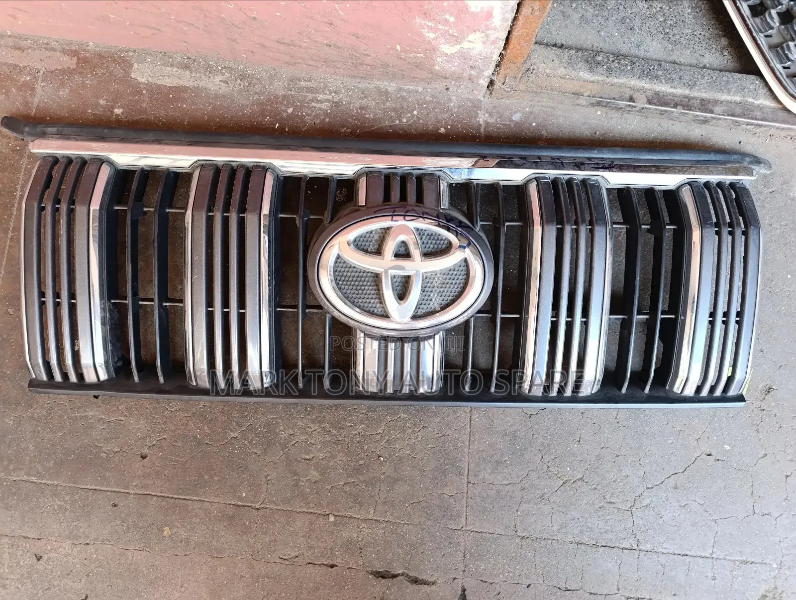 Toyota Prado 165 Front Grill 2017