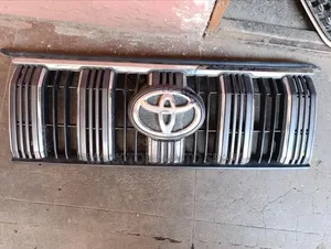 Toyota Prado 165 Front Grill 2017