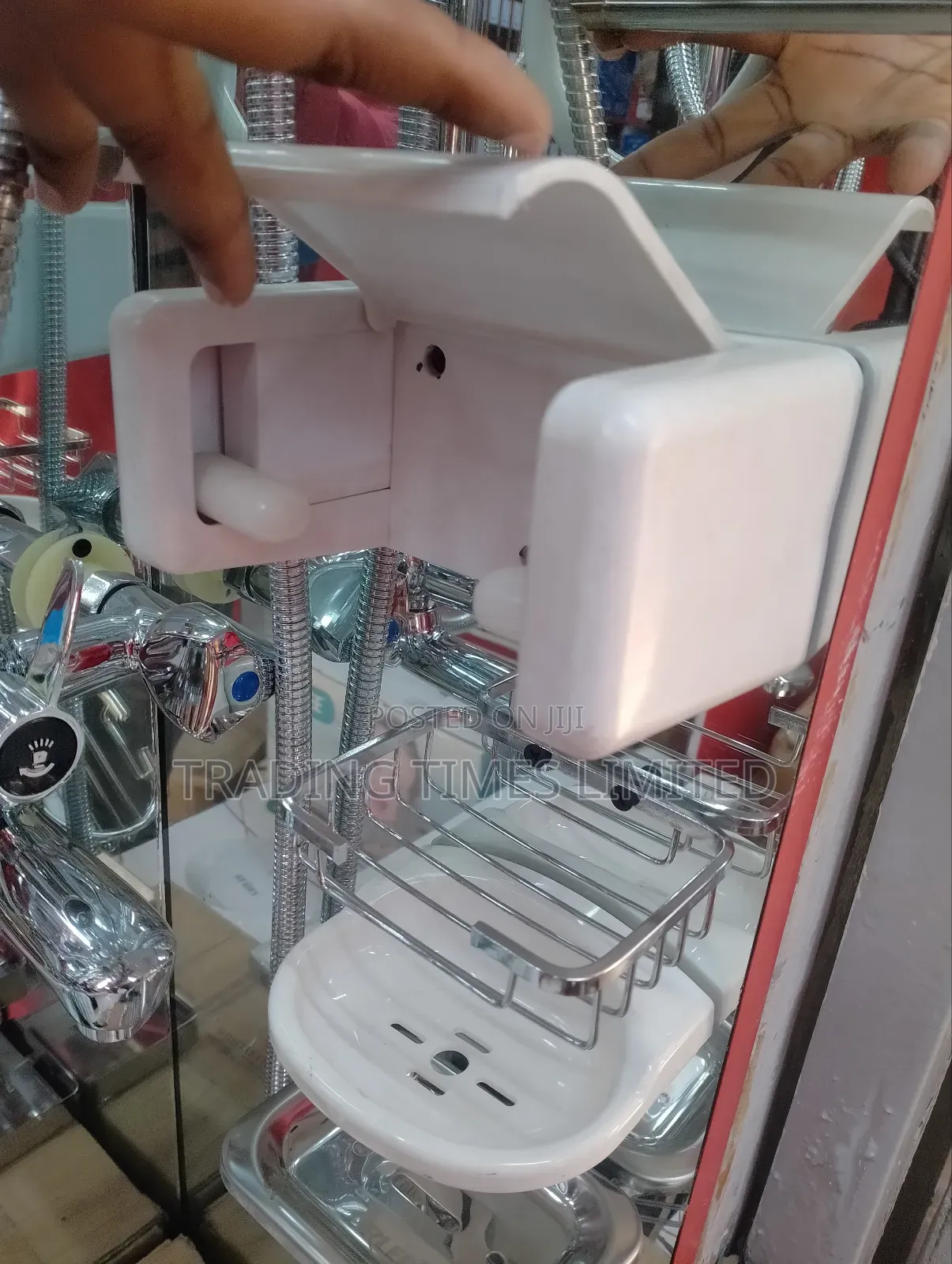 Tissue Holder